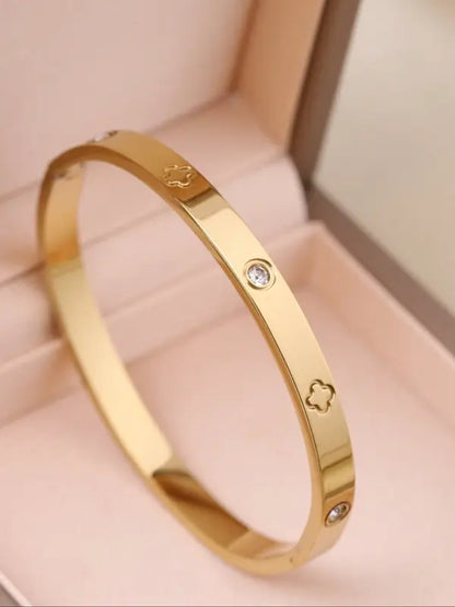 ⏰100K+ SOLD! 💥Women's gold bracelet set, floral nail design, women's casual style jewelry, the perfect gift for her, high-quality bracelet-#YEP8